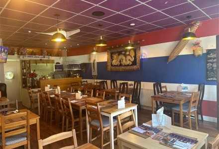 licensed-town-centre-thai-bistro-and-takeaway-in-l-590719