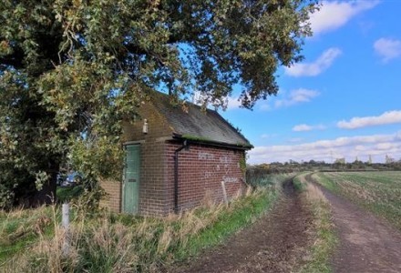 telephone-repeater-station-carnworth-road-elford-t-35918